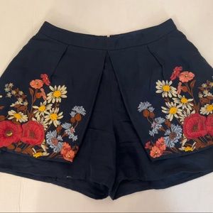 Anthropologie Elveneses Wind Garden Culottes Shorts Embroidered US SZ4